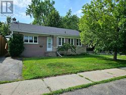 54 GREENLAWN AVENUE Belleville (Belleville Ward), ON K8N 4B5
