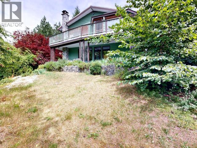 9573 Larson Road, Powell River, BC - Outdoor With Deck Patio Veranda