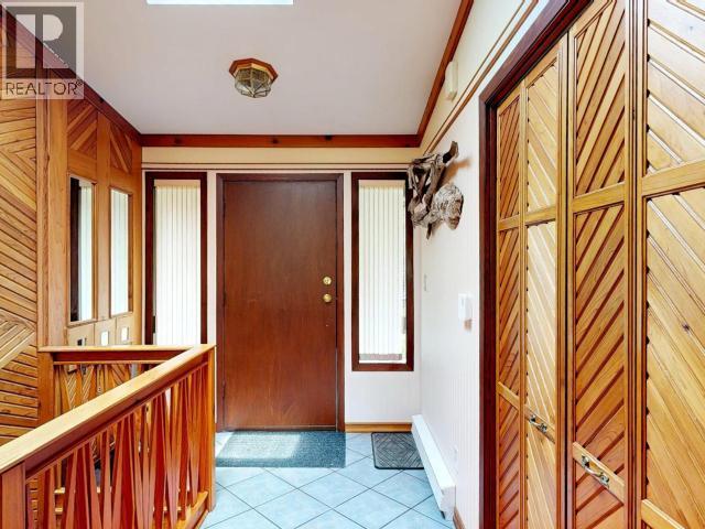 9573 Larson Road, Powell River, BC - Indoor Photo Showing Other Room