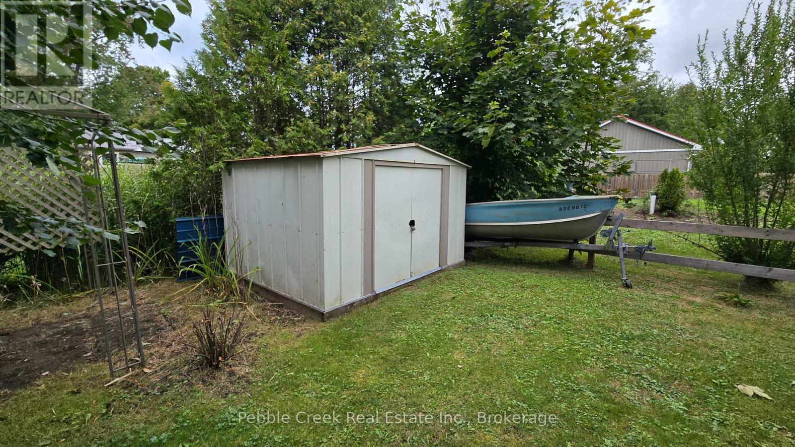 Metal Shed - 6 Park Road, Central Huron (Goderich), ON