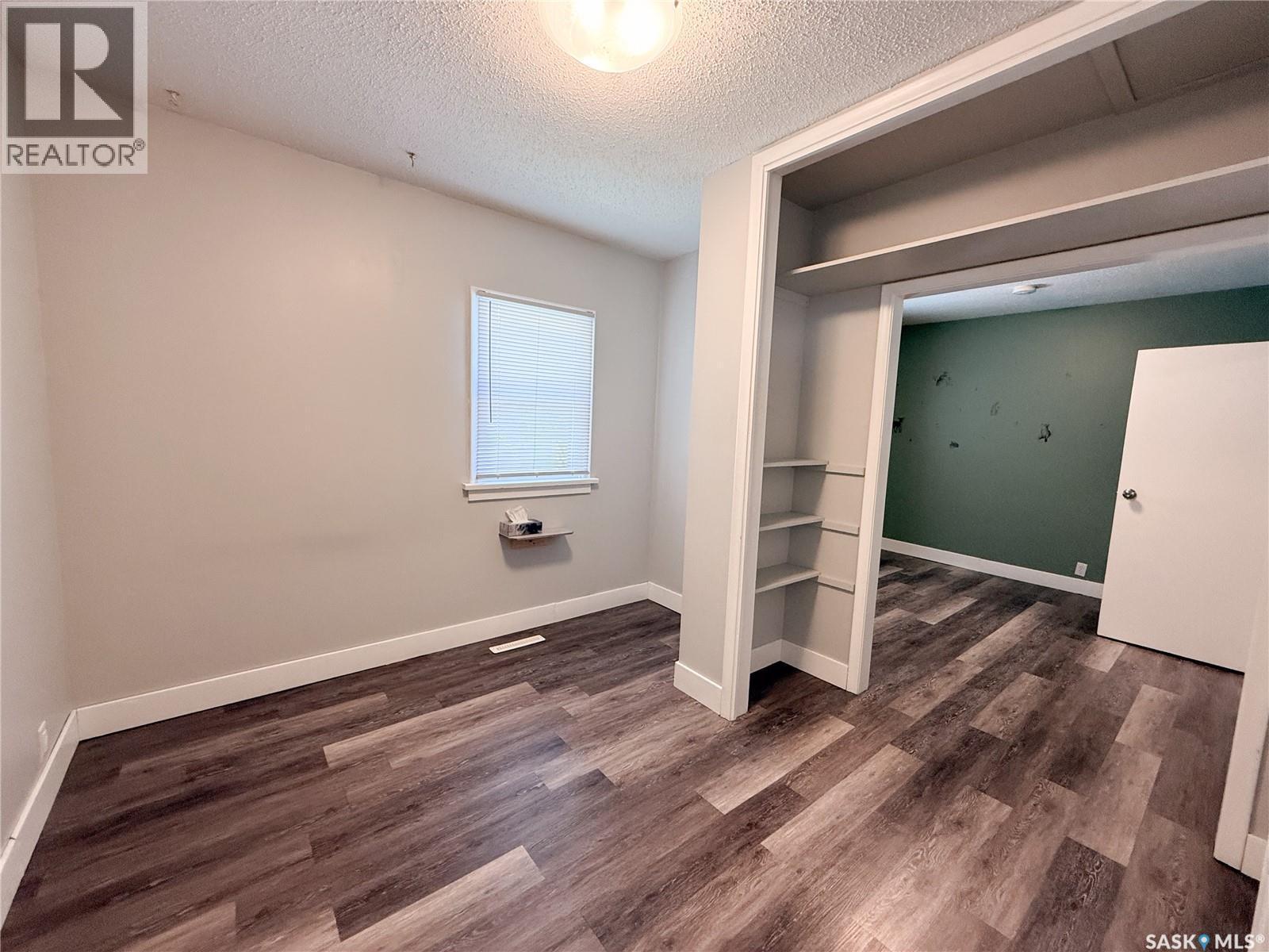430 3Rd Street E, Shaunavon, SK - Indoor Photo Showing Other Room