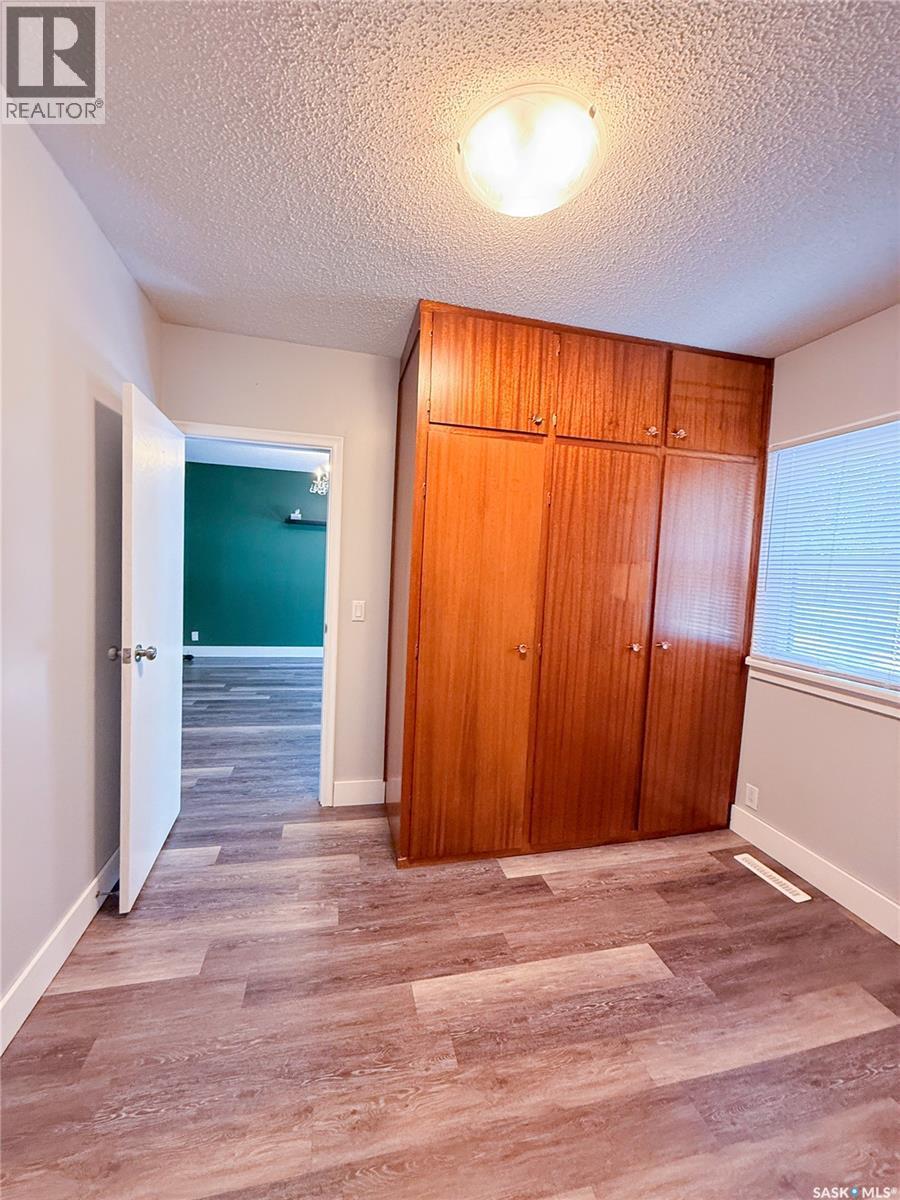 430 3Rd Street E, Shaunavon, SK - Indoor Photo Showing Other Room