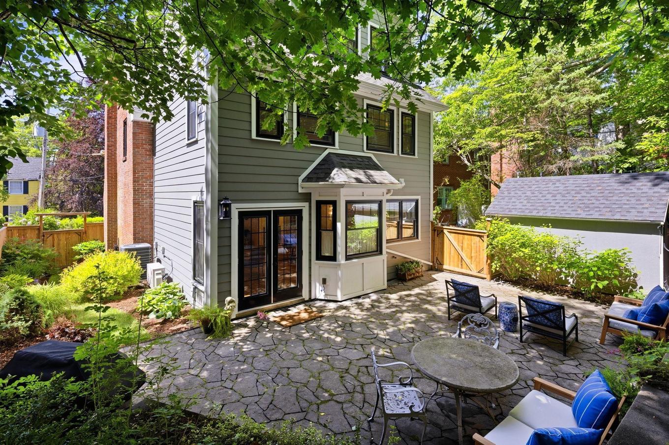 1135 Rockcliffe Street, Halifax, NS