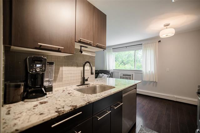 202-211 Coniston St, Winnipeg, MB