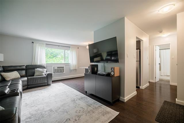 202-211 Coniston St, Winnipeg, MB