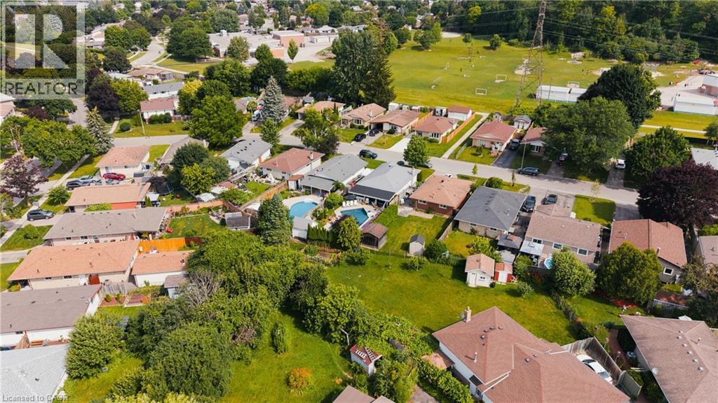 89 Geneva Crescent, Kitchener, ON