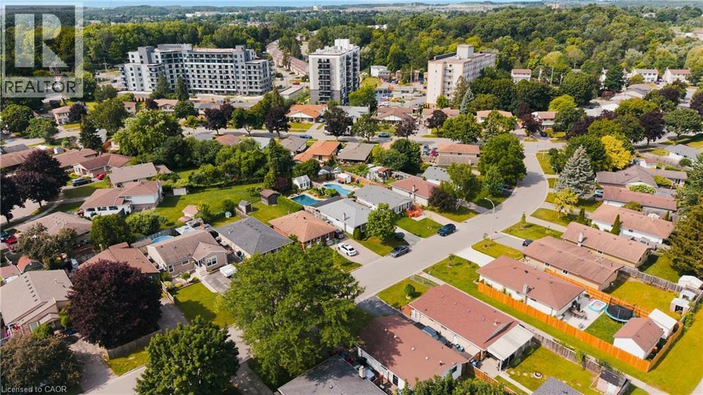 89 Geneva Crescent, Kitchener, ON
