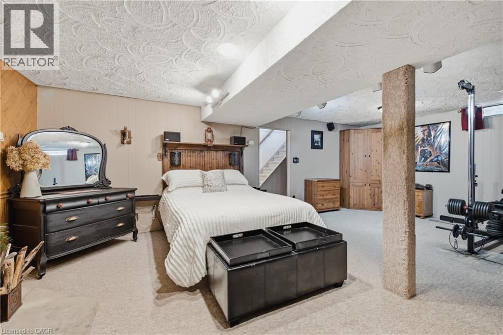 89 Geneva Crescent, Kitchener, ON