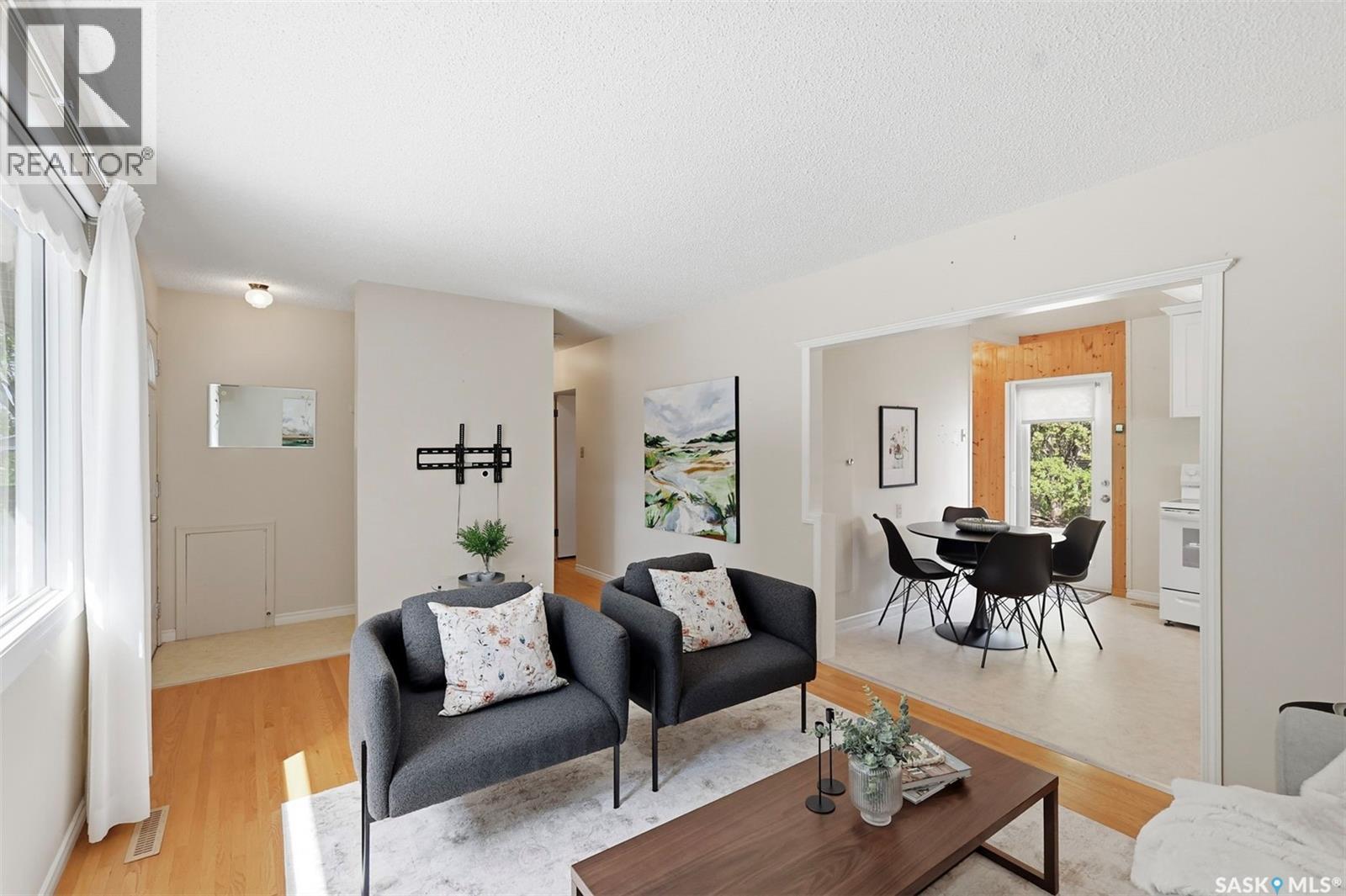 908 X Avenue N, Saskatoon, SK