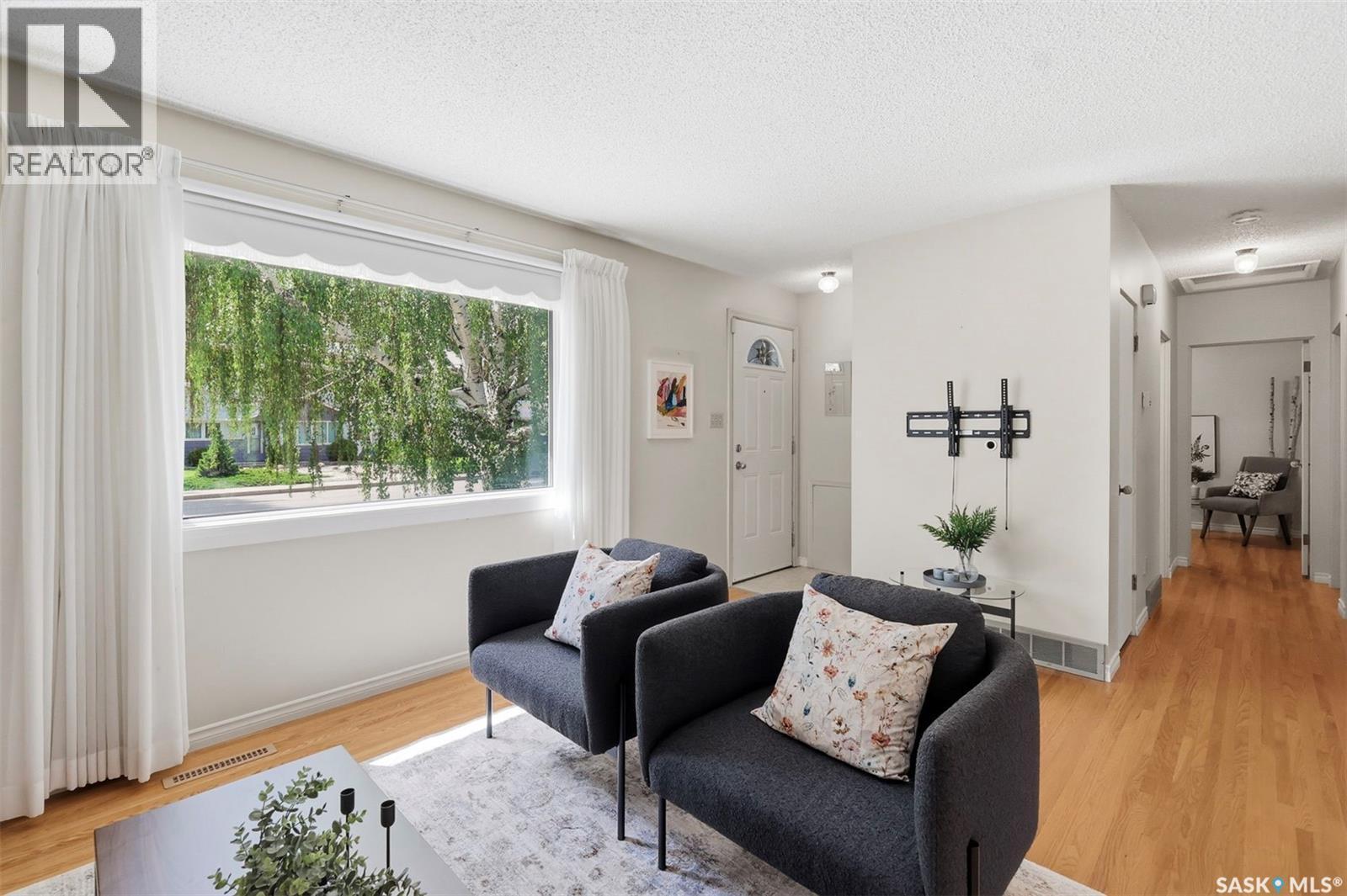 908 X Avenue N, Saskatoon, SK