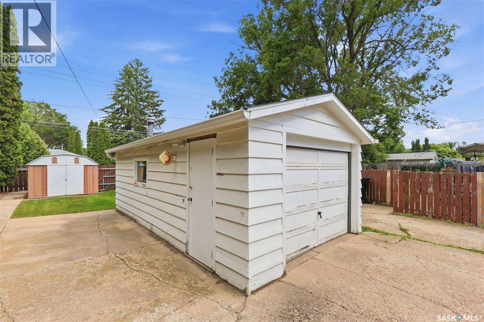 908 X Avenue N, Saskatoon, SK