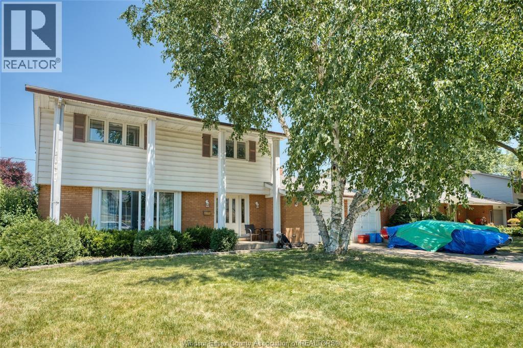 2722 Sierra Drive, Windsor, ON - Outdoor