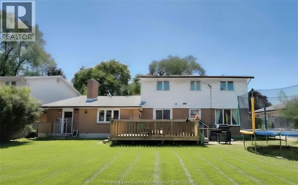 2722 Sierra Drive, Windsor, ON - Outdoor With Deck Patio Veranda