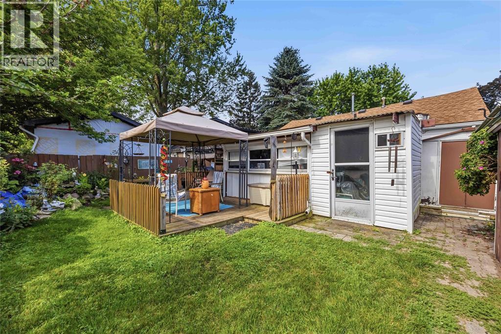 1978 Orchard Avenue, Sarnia, ON
