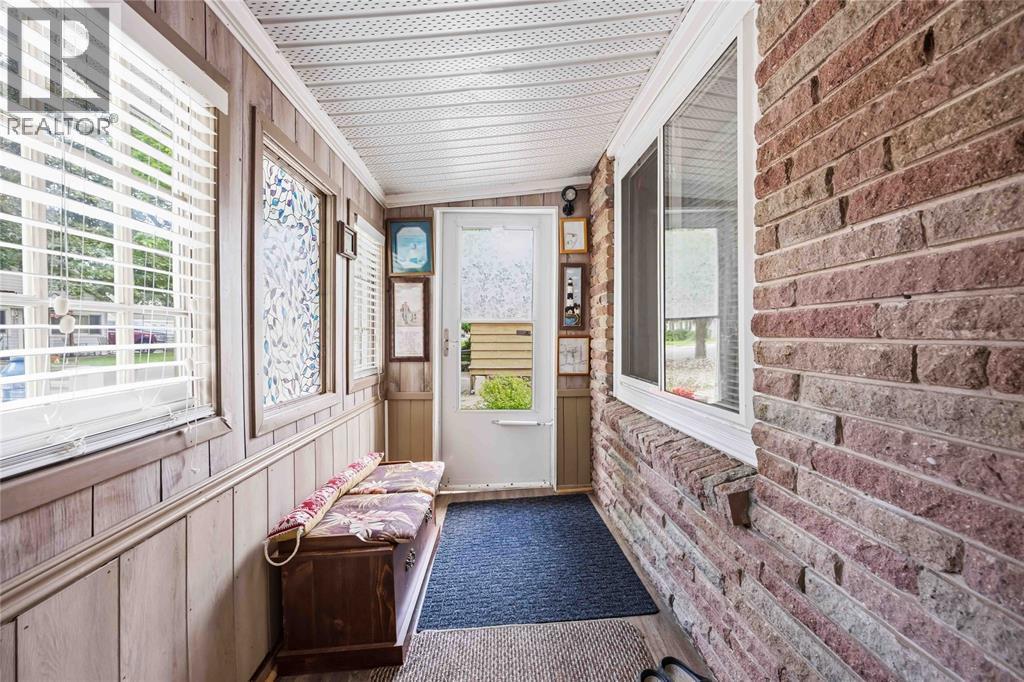 1978 Orchard Avenue, Sarnia, ON