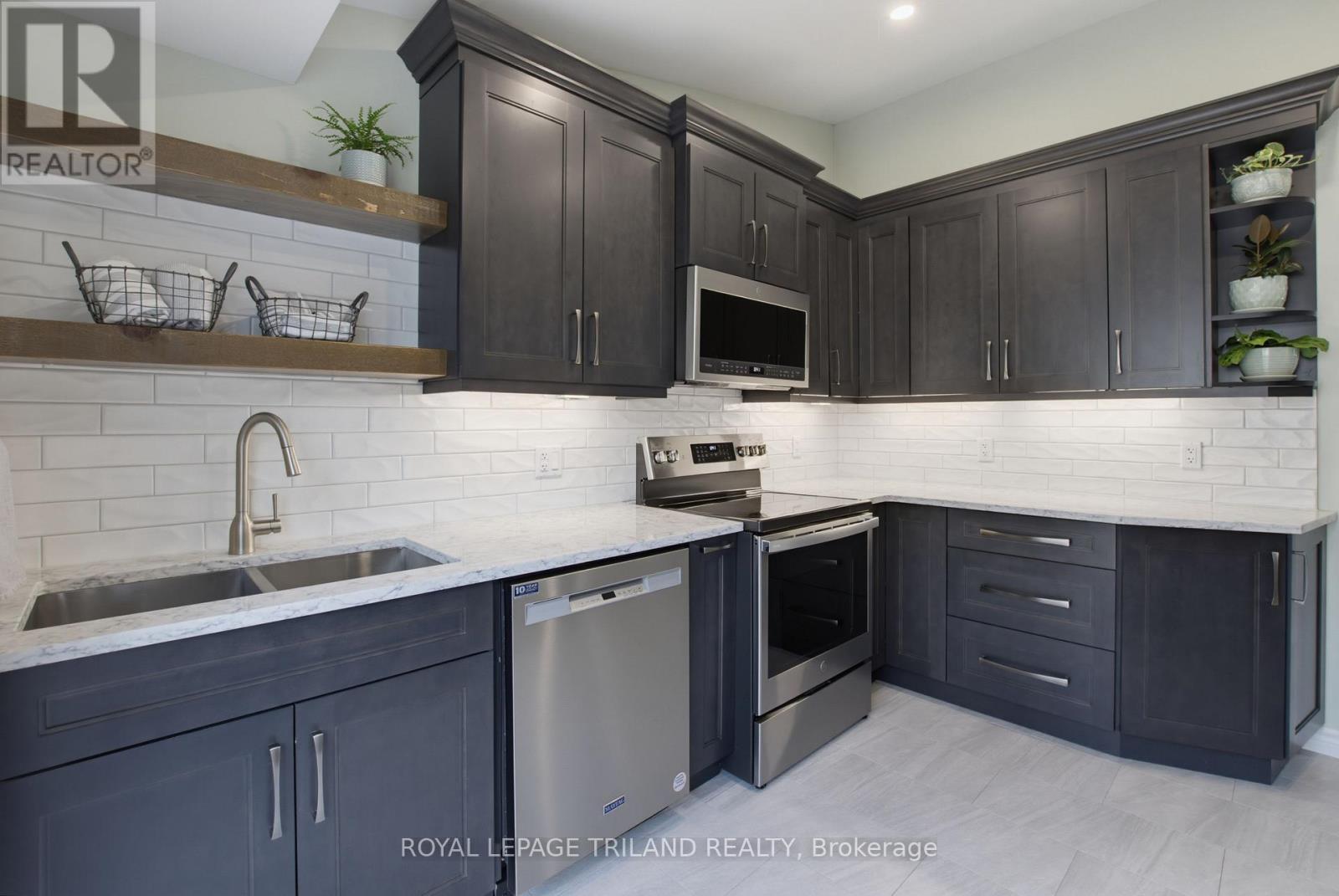 71 Joyce Street, St. Thomas, ON