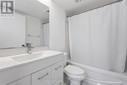 BATHROOM - 
