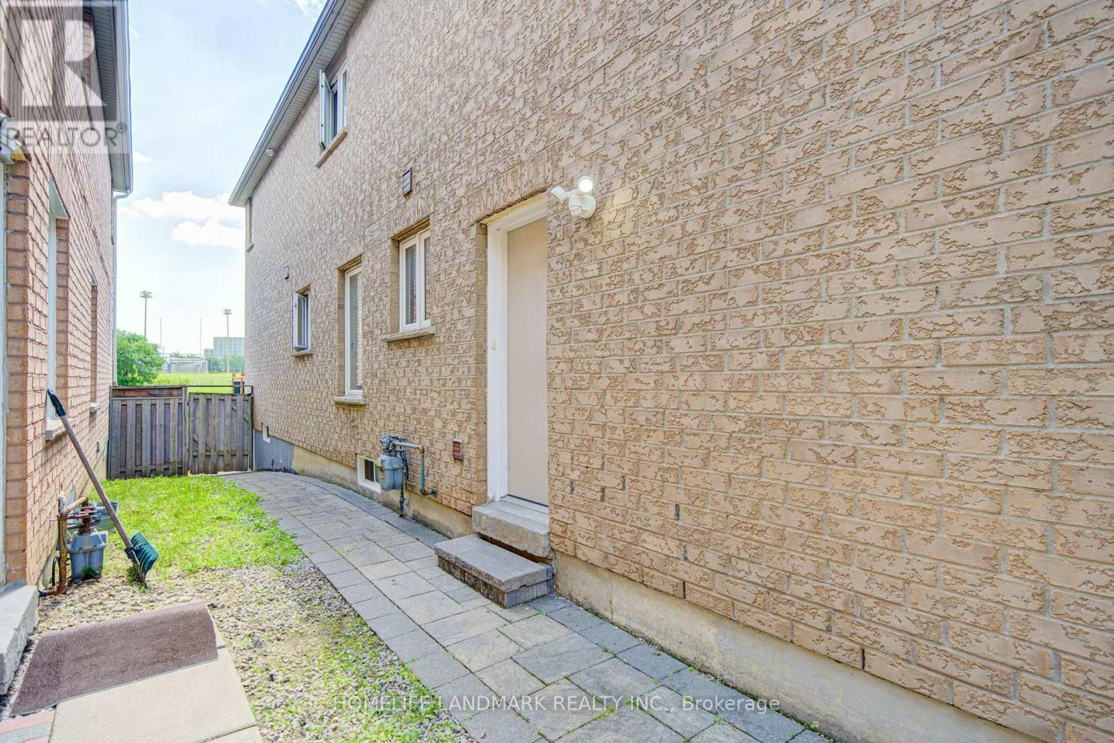 65 Shepton Way, Toronto, ON