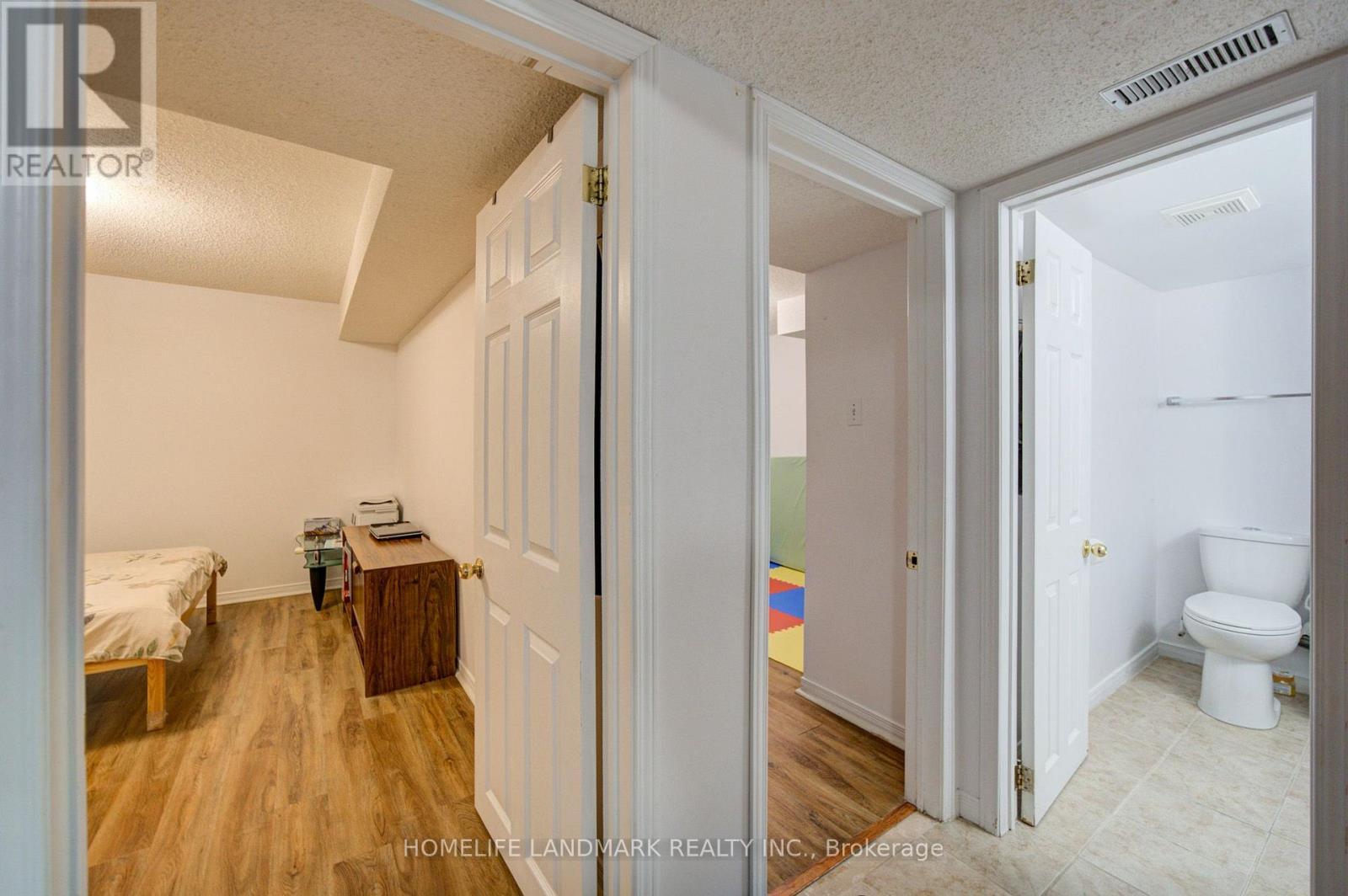 65 Shepton Way, Toronto, ON