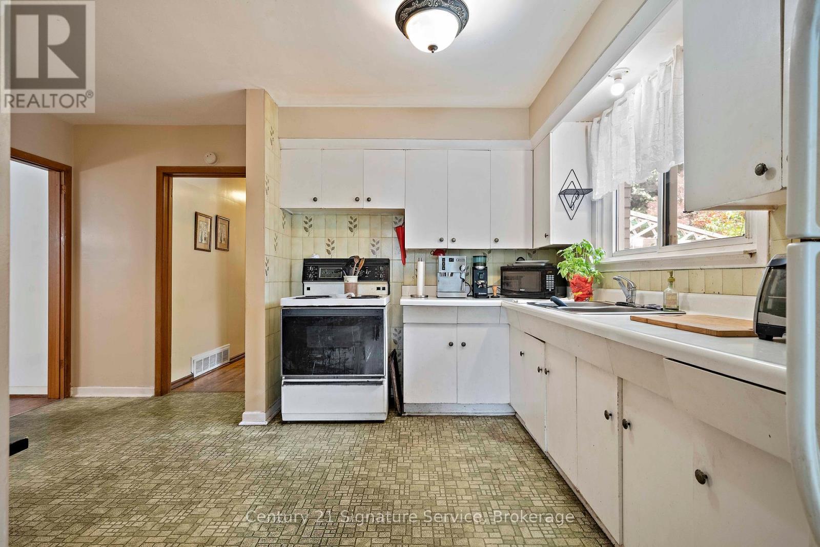 2150 Greenhurst Avenue, Mississauga, ON