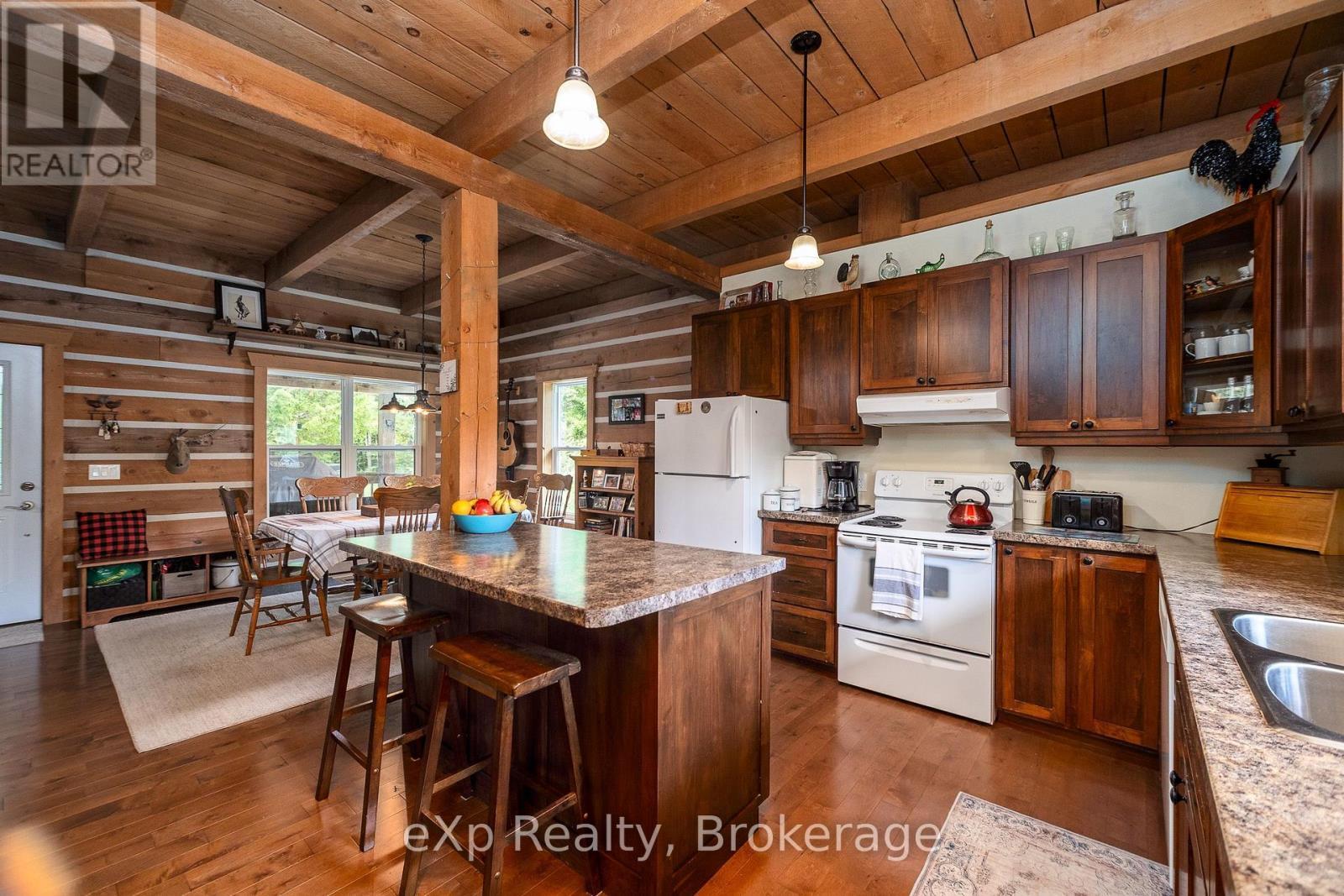 720232 Sideroad 20, Chatsworth, ON