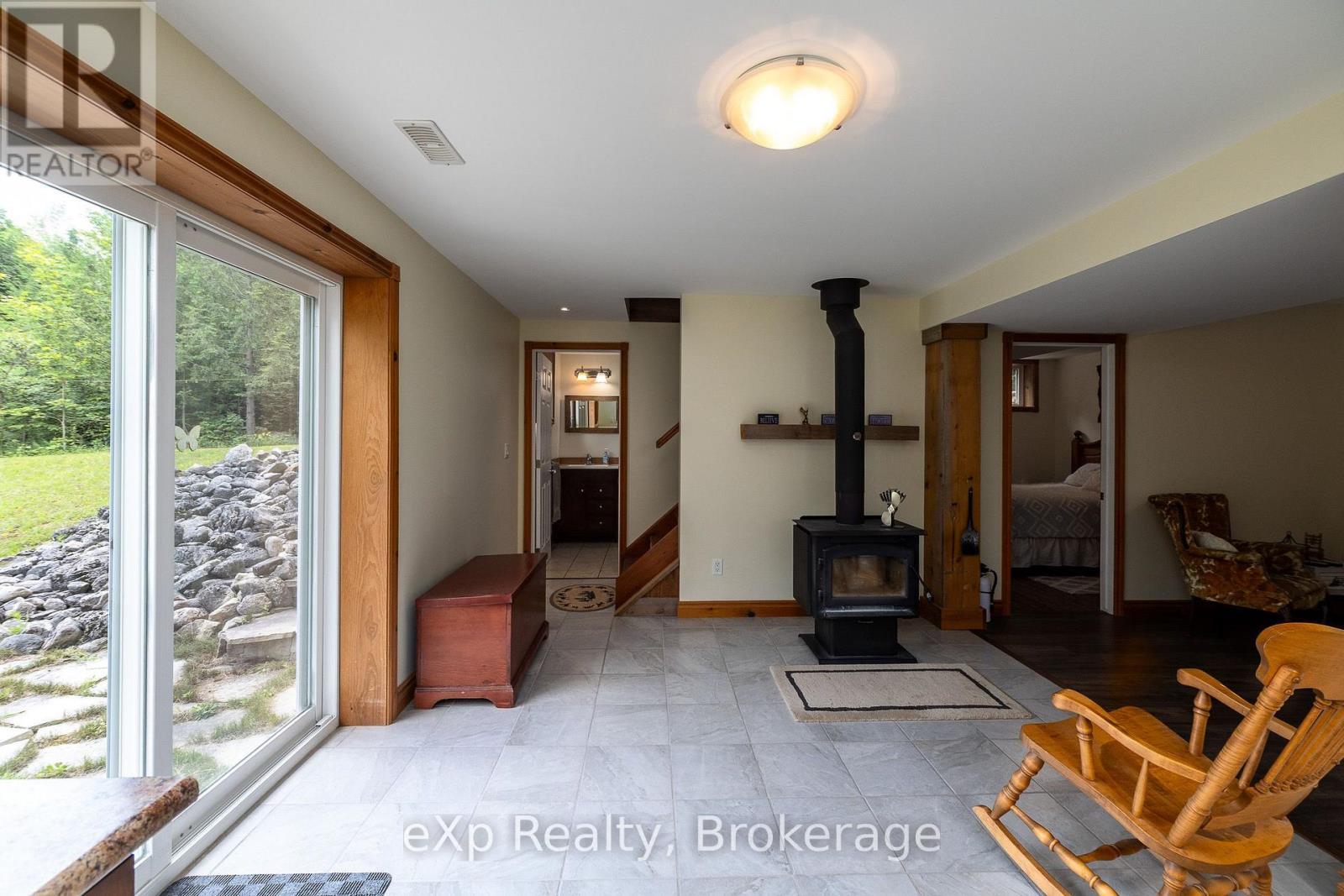 720232 Sideroad 20, Chatsworth, ON
