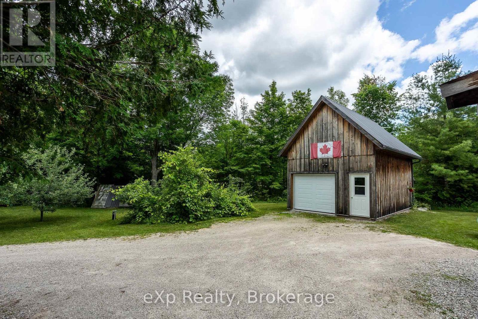 720232 Sideroad 20, Chatsworth, ON