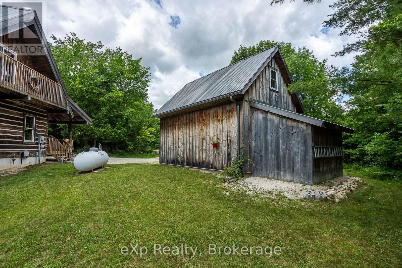 720232 Sideroad 20, Chatsworth, ON
