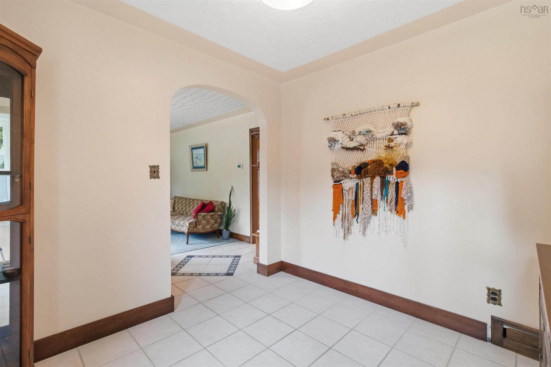 5 Richards Drive, Dartmouth, NS