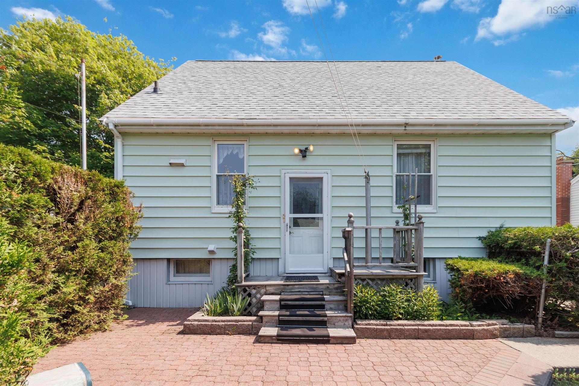 5 Richards Drive, Dartmouth, NS