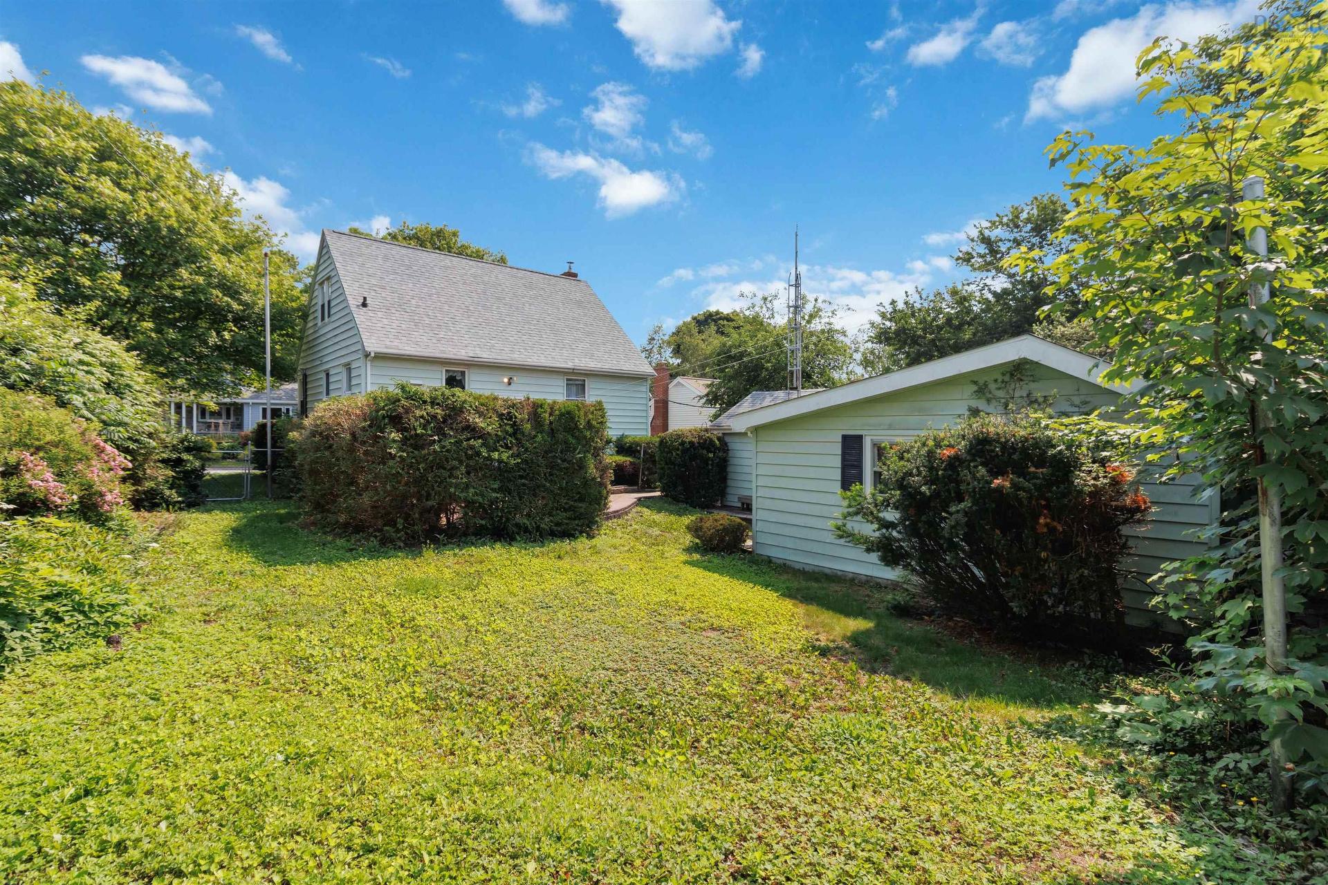 5 Richards Drive, Dartmouth, NS