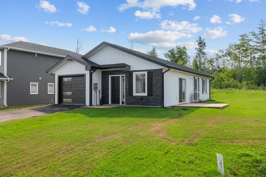 2 Balderston Court, Stratford, PE