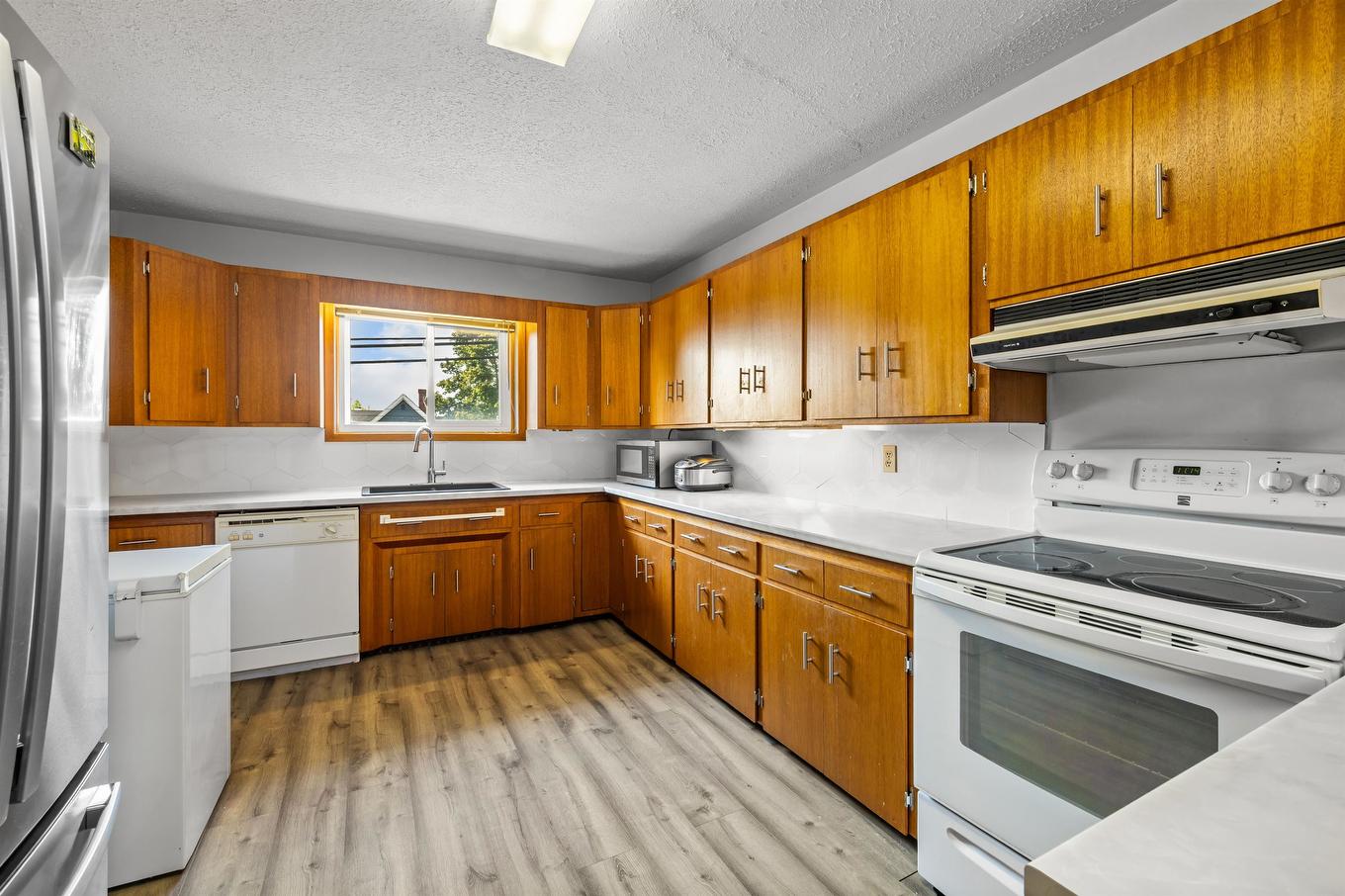 21 Kirkwood Drive, Charlottetown, PE - Indoor Photo Showing Kitchen