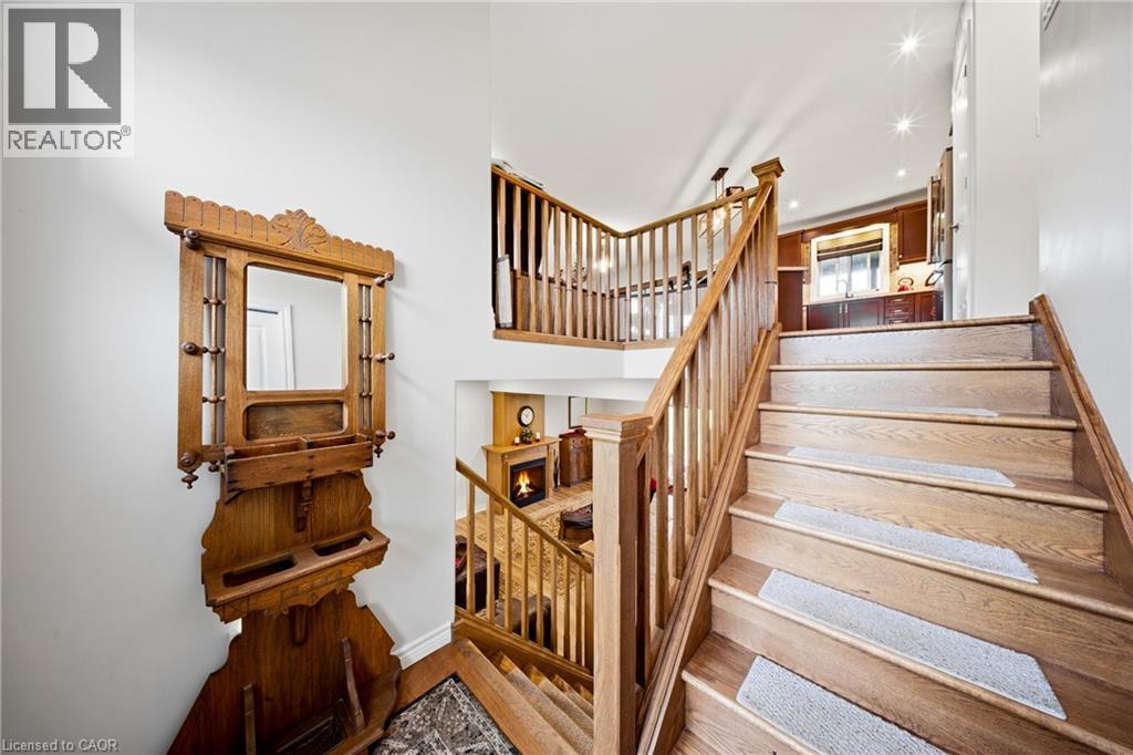 206 Meredith Way, Grey, ON - Indoor Photo Showing Other Room