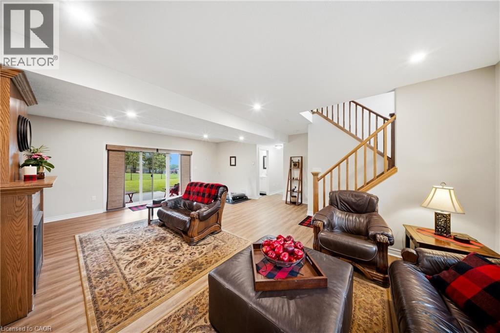 206 Meredith Way, Grey, ON - Indoor