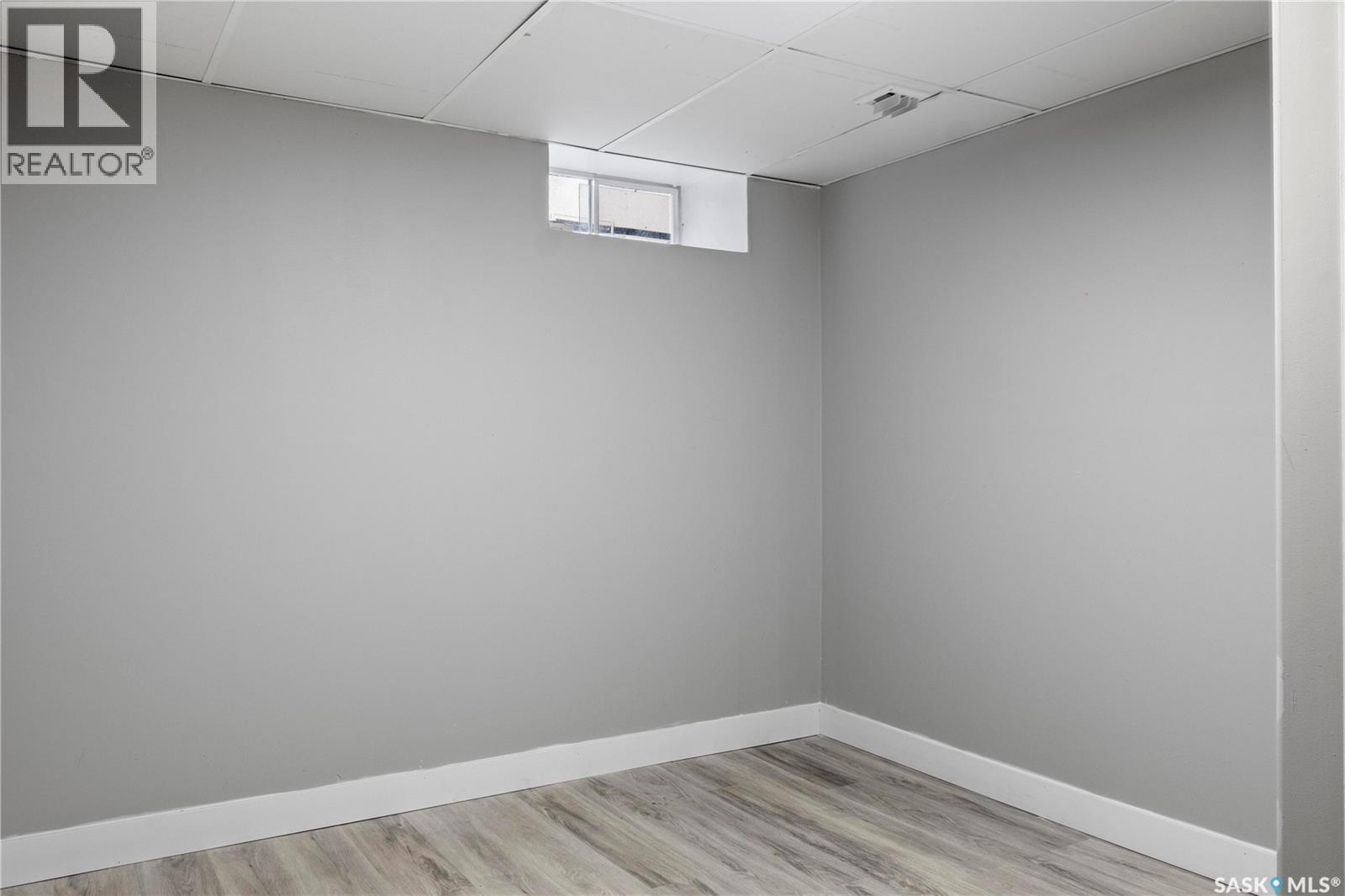 2905 Grant Road, Regina, SK - Indoor Photo Showing Other Room