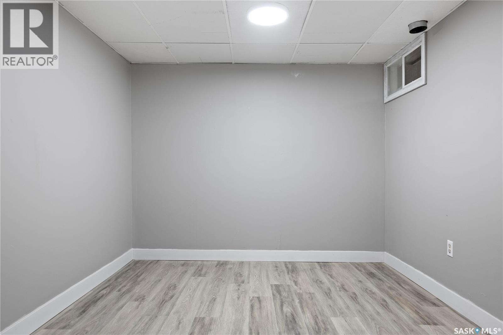 2905 Grant Road, Regina, SK - Indoor Photo Showing Other Room