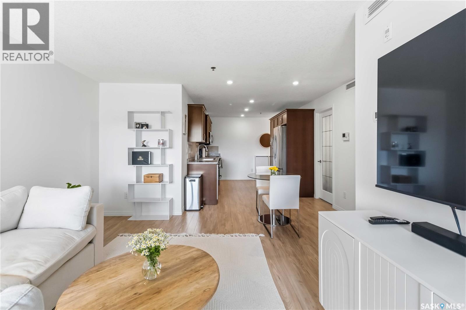 4117 108 Willis Crescent, Saskatoon, SK