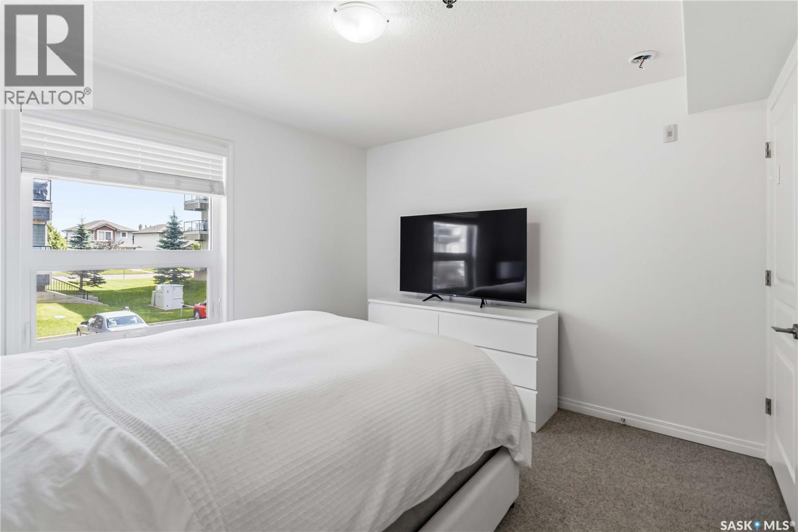 4117 108 Willis Crescent, Saskatoon, SK