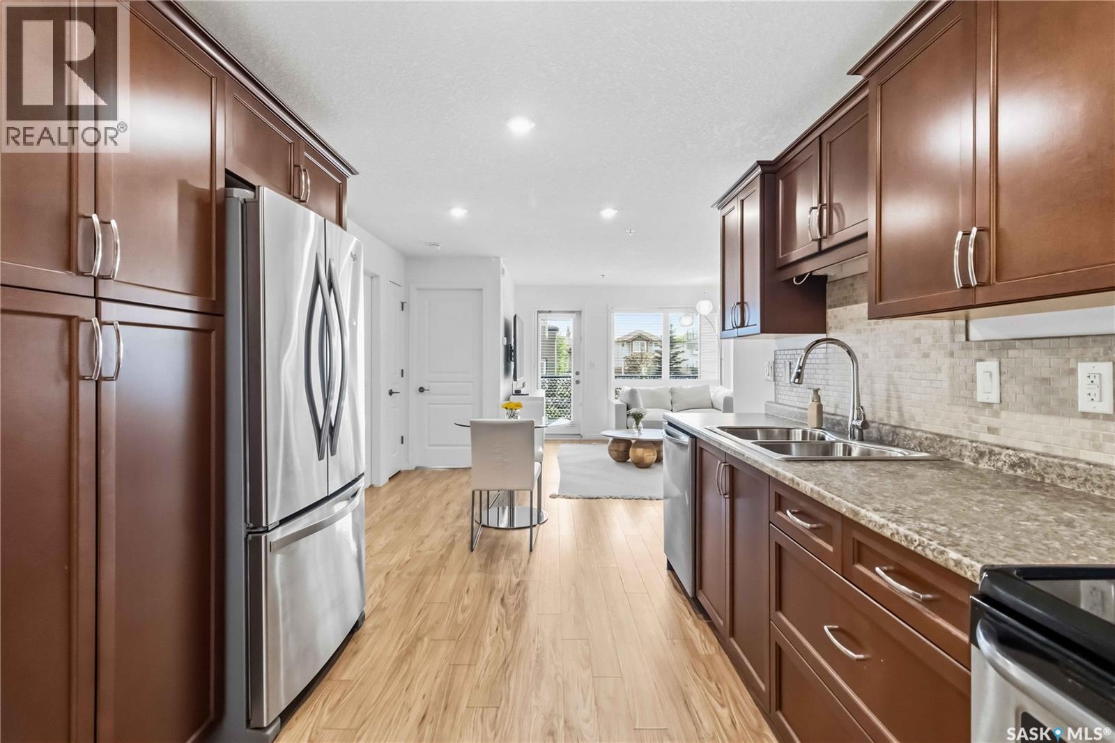 4117 108 Willis Crescent, Saskatoon, SK