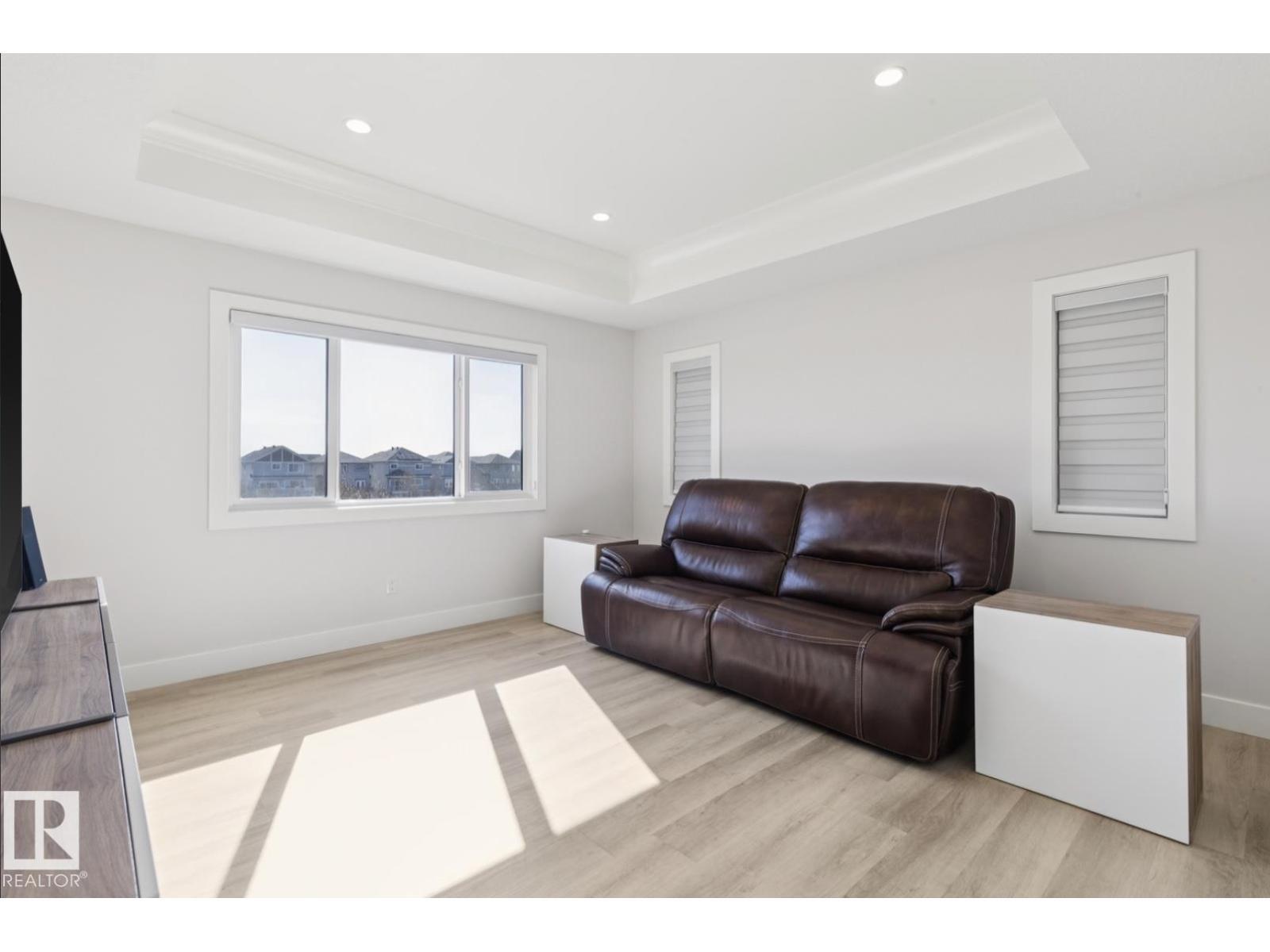9751 223 St Nw, Edmonton, AB