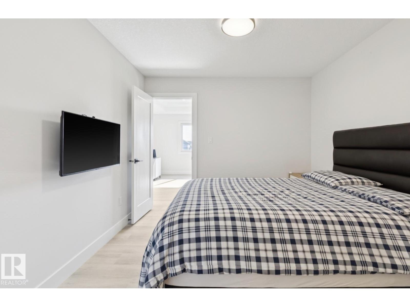 9751 223 St Nw, Edmonton, AB