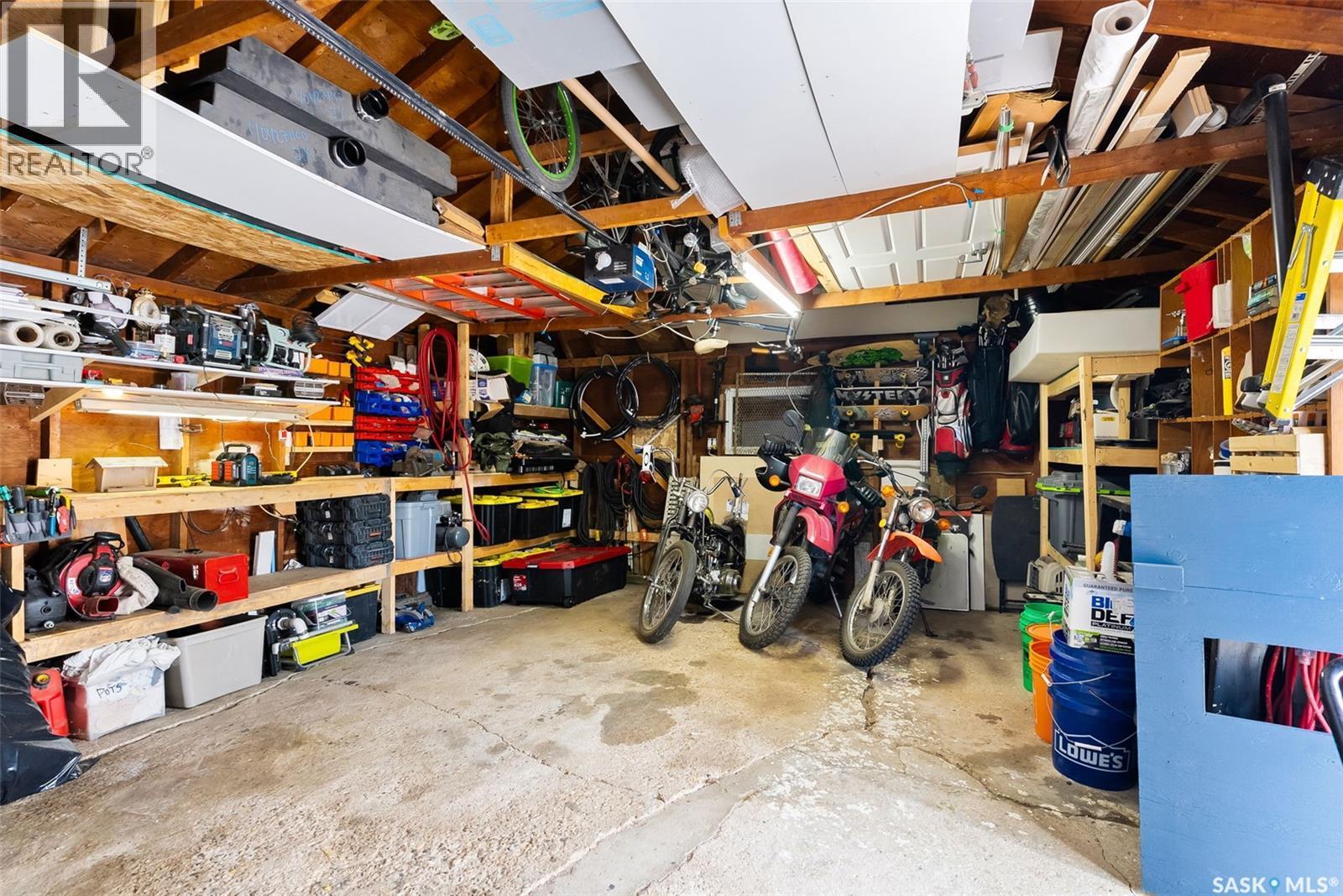 108 Douglas Avenue E, Regina, SK