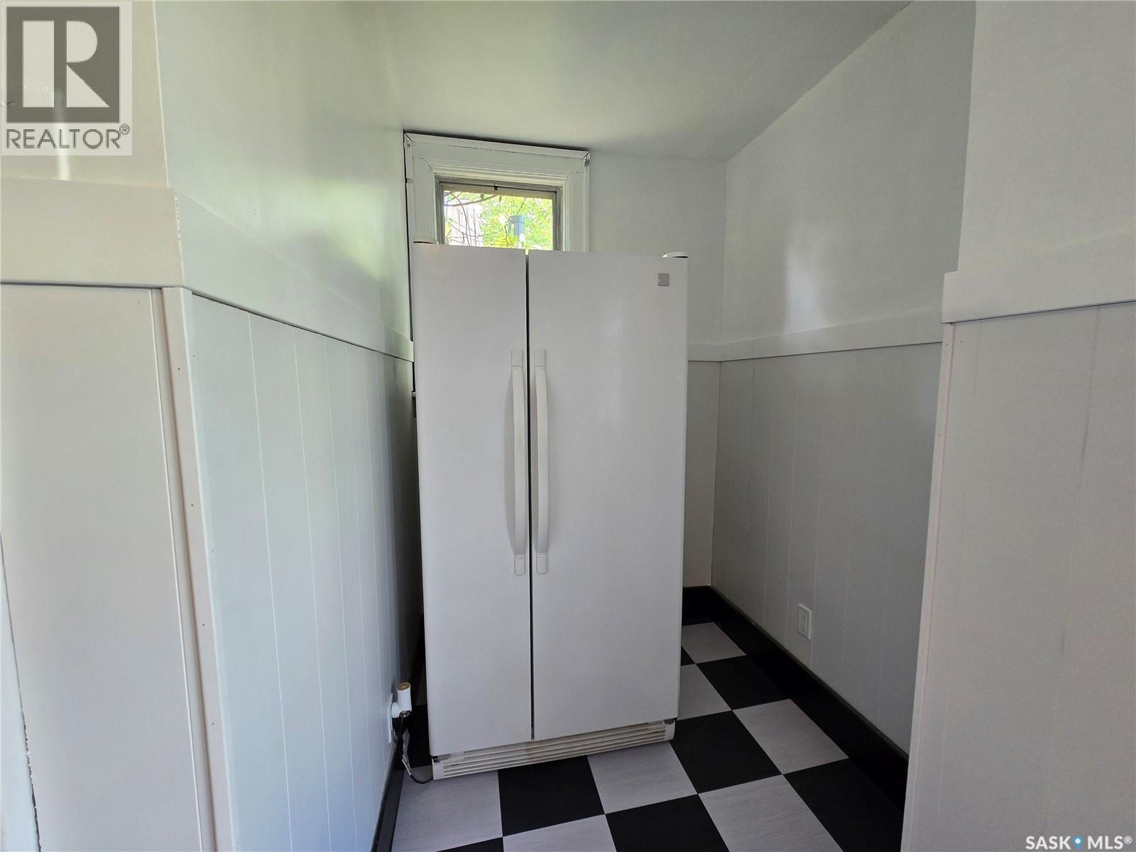 120 8Th Street E, Saskatoon, SK