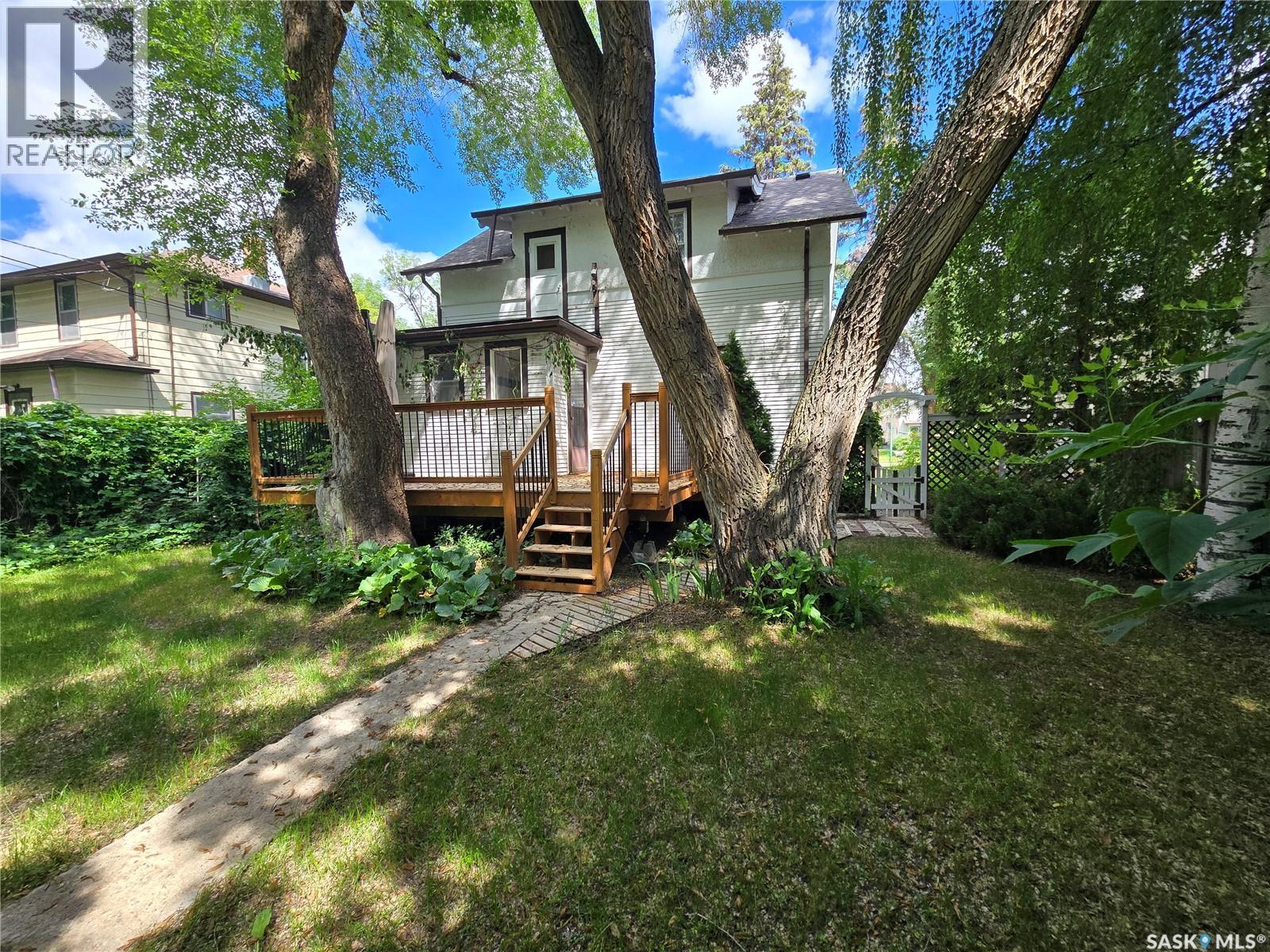 120 8Th Street E, Saskatoon, SK