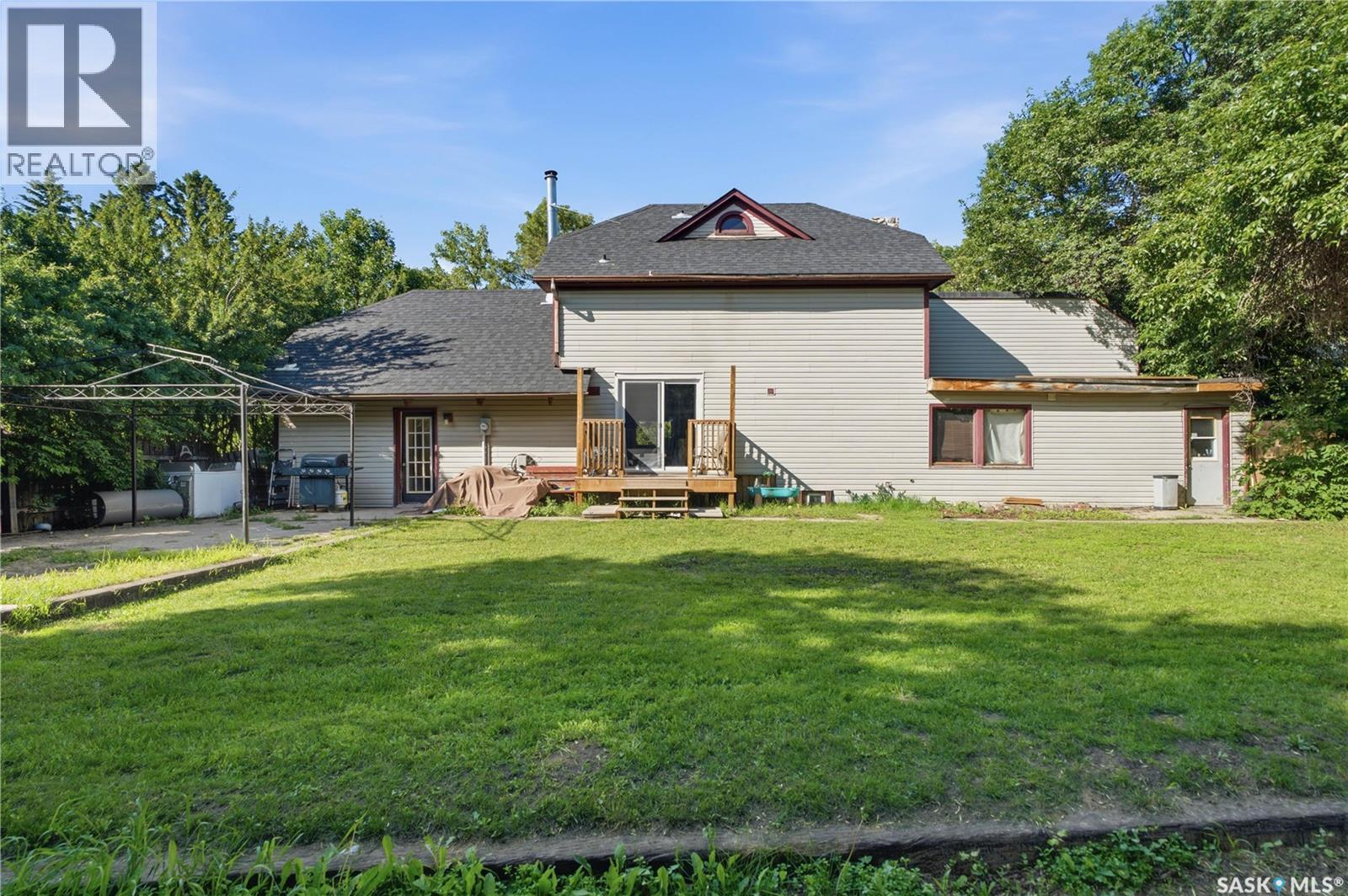 516 1St Street S, Waldheim, SK
