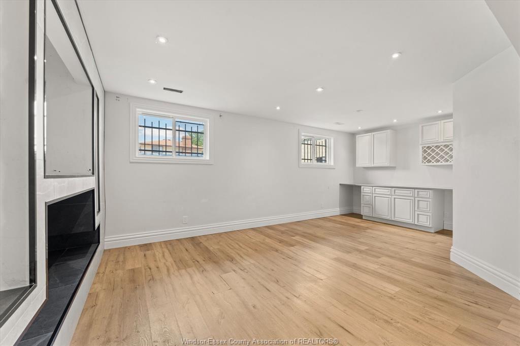 1320 Hansen Crescent, Windsor, ON