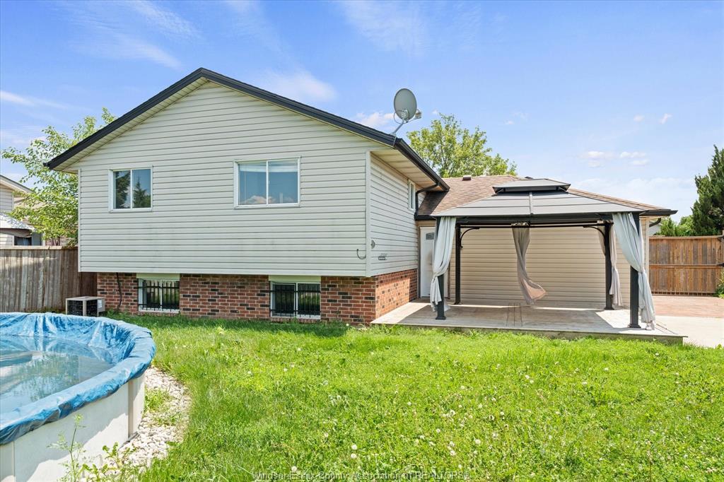 1320 Hansen Crescent, Windsor, ON