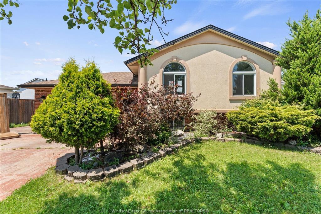 1320 Hansen Crescent, Windsor, ON