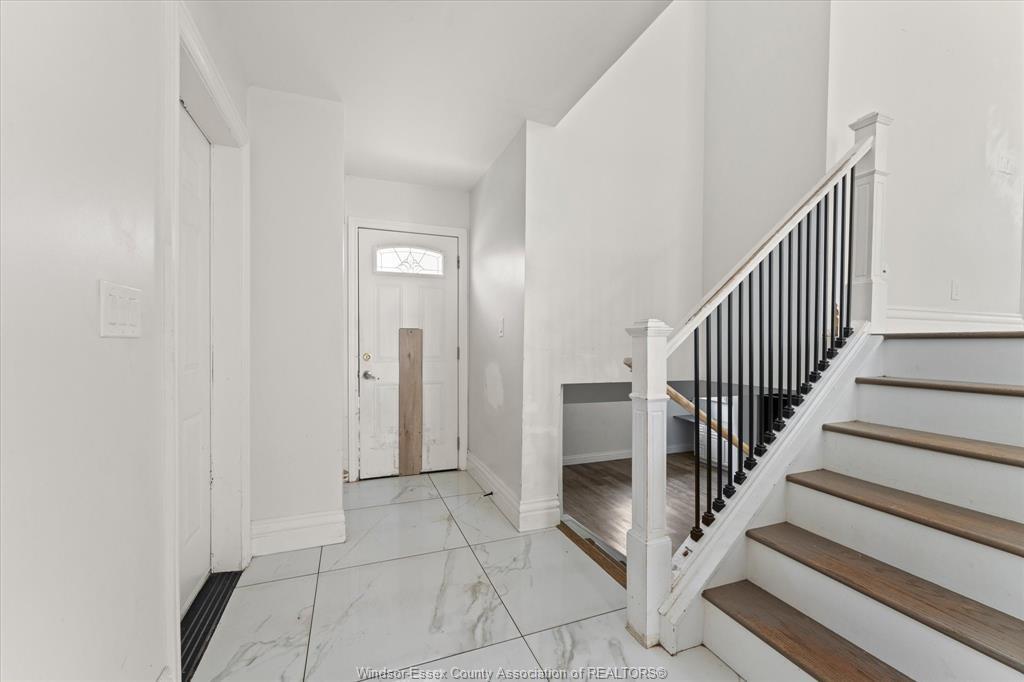 1320 Hansen Crescent, Windsor, ON
